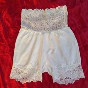 White Lace Waist Bike Shorts